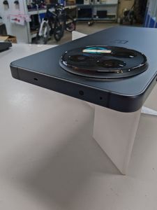Б/у Мобільний телефон Oneplus 13r 16/512gb 01-200906805