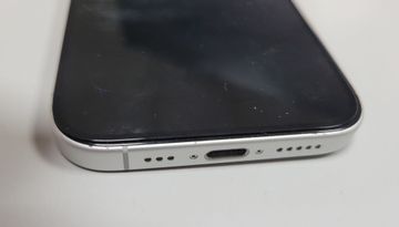 Б/в Мобільний телефон Apple iphone 16 128gb 01-200804426