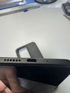 Б/в Мобільний телефон Xiaomi redmi 15 4g 6/128gb 01-200914165