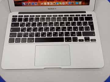 Б/у Ноутбук Apple a1370/ екр 11,6"/ core 2 duo 1.4ghz /ram 2 gb/ ssd128 gb/ gf320 01-200955740