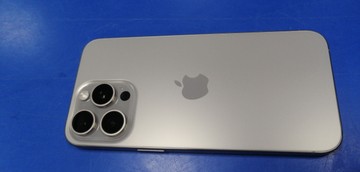 Б/в Мобільний телефон Apple iphone 15 pro max 256gb 01-200974393
