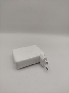 Б/в Зарядний пристрій Apple a2452 01-200997519