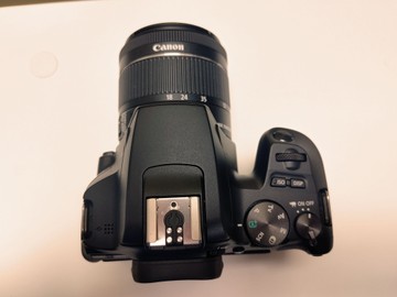 Б/в Фотоапарат Canon eos 250d kit 18-55mm ef-s is stm 01-200999330