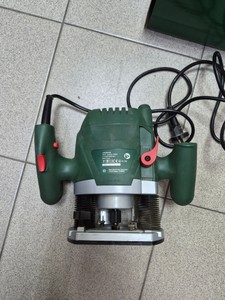 Б/в Фрезер вертикальний Bosch pof 1200 ae 01-201053574