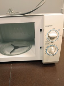 Б/в Мікрохвильова піч Lg mb4022g 01-201086967