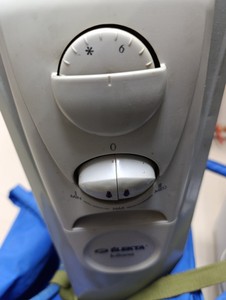 Б/в Масляний обігрівач Elekta erh-2307 01-201096932