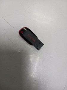 Б/в Флешка Sandisk 64gb cruzer blade sdcz50-064g-b35 01-201098424