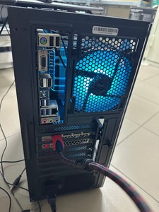 Б/в Системний блок Пк amd ryzen 7 7800x3d/ram 32 gb/hdd відсутній/ssd 2000 gb/nvidia rtx 5070 ti 16gb gddr7 256bit 01-201104318