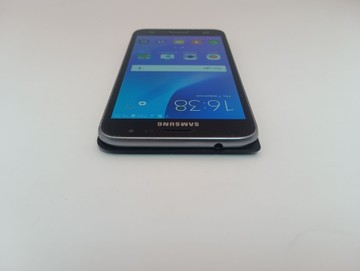 Б/в Мобільний телефон Samsung galaxy j3 2016 j320h 01-201106823