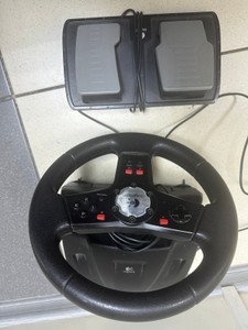 Б/у Руль игровой Logitech formula vibration feedback 01-201102820