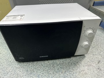 Б/в Мікрохвильова піч Samsung me81krw-1 01-201121228