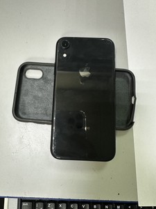 Б/в Мобільний телефон Apple iphone xr 64gb 01-201124996