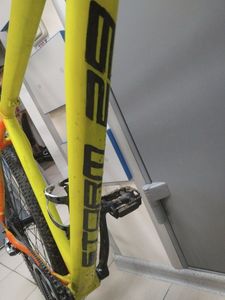 01-200574584: Kinetic storm 29" 2022 / рама 20"