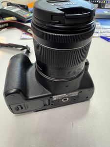 01-200591353: Canon eos 250d body