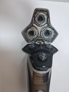 01-200580883: Philips s9983