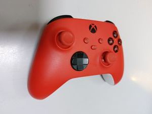 01-200757433: Microsoft xbox series x s wireless controller