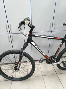 01-200745644: Trek 3500