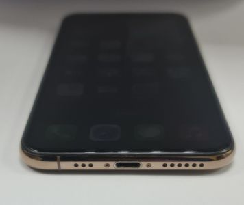 01-200771952: Apple iphone xs max 64gb