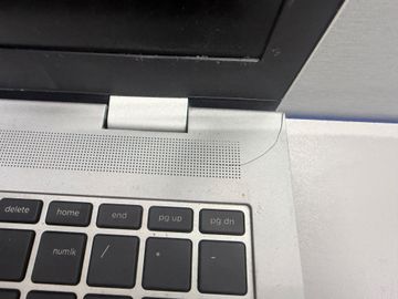 Б/в Ноутбук Hp 15/core i5 8350u ddr4/16gb ddr4/hdd *відсутній/ssd 256 gb/*інтегрована 01-200765835