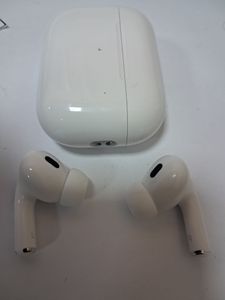 01-200736947: Apple airpods pro 2nd generation with magsafe charging case usb-c