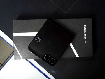 01-200782346: Samsung galaxy flip7 fe 8/128gb