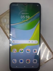 01-200788871: Motorola moto e13 2/64gb