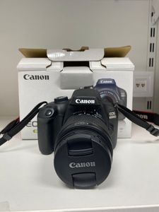 01-200794669: Canon eos 4000d + ef-s 18-55mm macro 0-25m 0,8ft