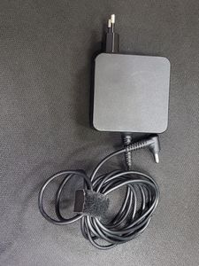 Б/у Ноутбук Lenovo 15/pentium 6405u ddr4/4gb ddr4/hdd *відсутній/ssd 128 gb/geforce mx130 2gb 01-200808993