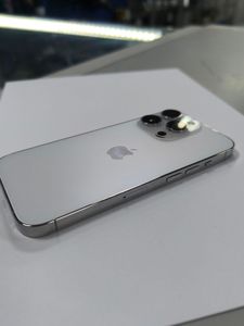 Б/в Мобільний телефон Apple iphone 14 pro 256gb 01-200802252