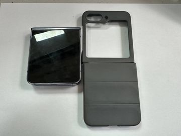 Б/в Мобільний телефон Samsung galaxy flip5 8/256gb 01-200825618