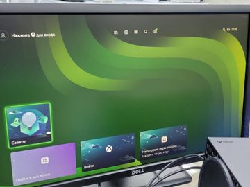 Б/у Игровая приставка Microsoft xbox series x 1tb 01-200790847