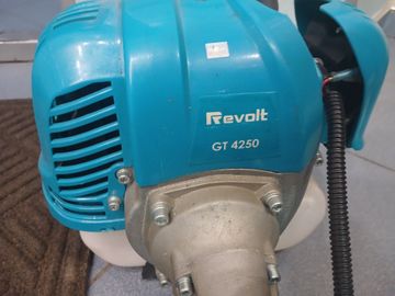 Б/у Газонокосилка Revolt gt-4250 01-200846702