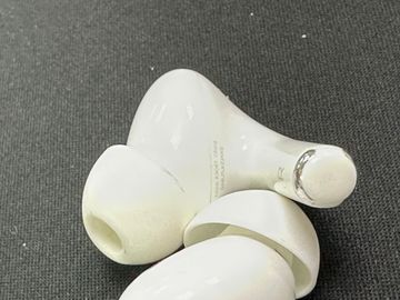 Б/в Навушники Apple airpods pro 2nd generation with magsafe charging case usb-c 01-200846339