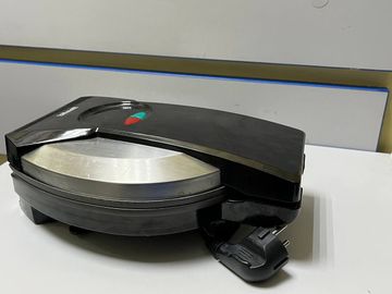 Б/у Вафельница Bifinett kh 1122 01-200848374