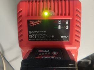 Б/в Пилка дискова акумуляторна Milwaukee hd28 cs 01-200850759