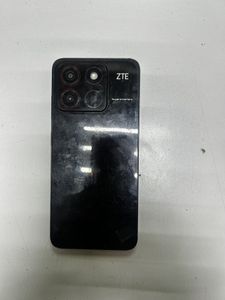 Б/в Мобільний телефон Zte blade a35 4/64gb 01-200880402