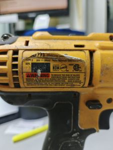 Б/в Шурупокрут Dewalt dcd771 1акб 1.3ah зп 01-200887902