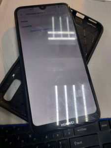Б/в Мобільний телефон Huawei y7 2019 3/32gb 01-200889475