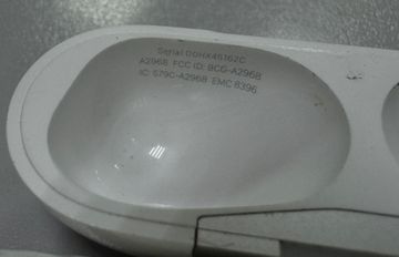 Б/в Навушники Apple airpods pro 2nd generation with magsafe charging case usb-c 01-200890609