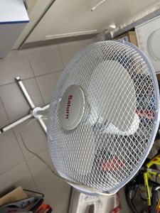 Б/в Вентилятор Saturn st-fn8261 + пульт 01-200892762