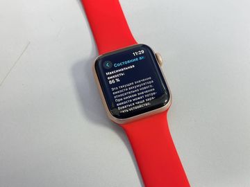 Б/в Смарт-годинник Apple watch series 6 gps aluminium case 40mm 01-200898272