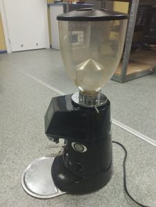 Б/у Кофемолка Fiorenzato f64e 01-200912507