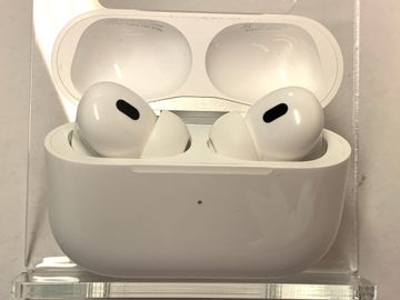 Б/в Навушники Apple airpods pro 2nd generation with magsafe charging case usb-c 01-200907881
