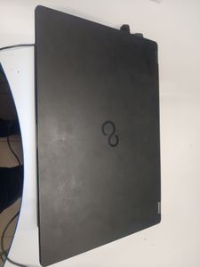 Б/в Ноутбук  15/core i5 7200u ddr3/8gb ddr3/ssd 240 gb/*інтегрована 01-200917008