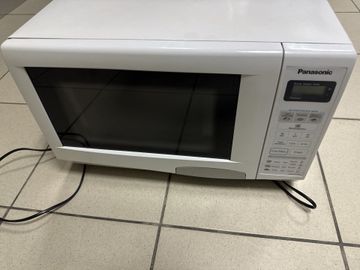 Б/в Мікрохвильова піч Panasonic nn-st337w 01-200919836