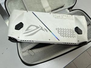 Б/в Ігрова приставка Asus rog ally 2023 512 gb 01-200897473