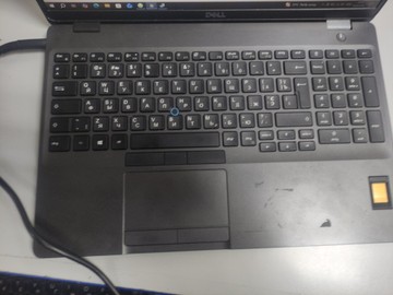Б/в Ноутбук Dell 15/core i7 9850h ddr4/16gb ddr4/hdd *відсутній/ssd 256 gb/geforce mx150 2gb 01-200937222
