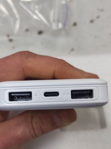 Б/в Повербанк Rivacase va2240 10000mah 01-200907041