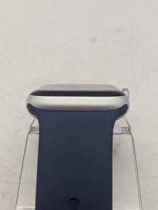 Б/в Смарт-годинник Apple watch se 2 gps 40mm aluminium case 01-200910111