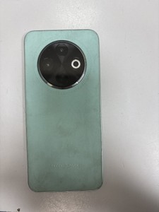 Б/в Мобільний телефон Tecno spark 30c kl5n 6/128gb 01-200949271